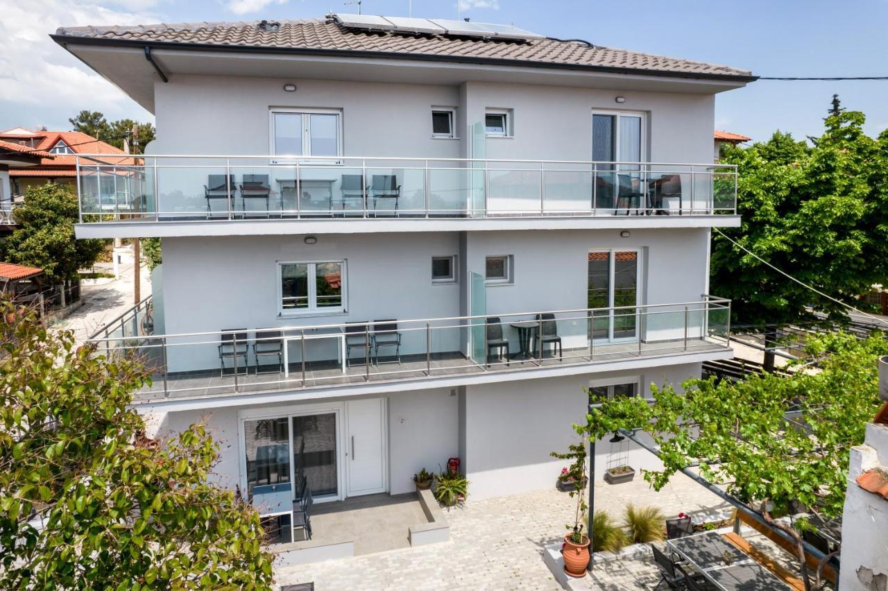 Linden Apartments Potos Exterior foto